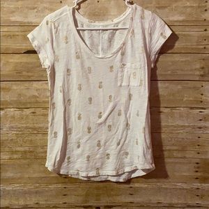 👶🏻GAP white pineapple t shirt SMALL